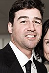 https://upload.wikimedia.org/wikipedia/commons/thumb/d/d2/Kyle_Chandler_at_the_Texas_Film_Hall_of_Fame_Awards%2C_March_2009.jpg/100px-Kyle_Chandler_at_the_Texas_Film_Hall_of_Fame_Awards%2C_March_2009.jpg